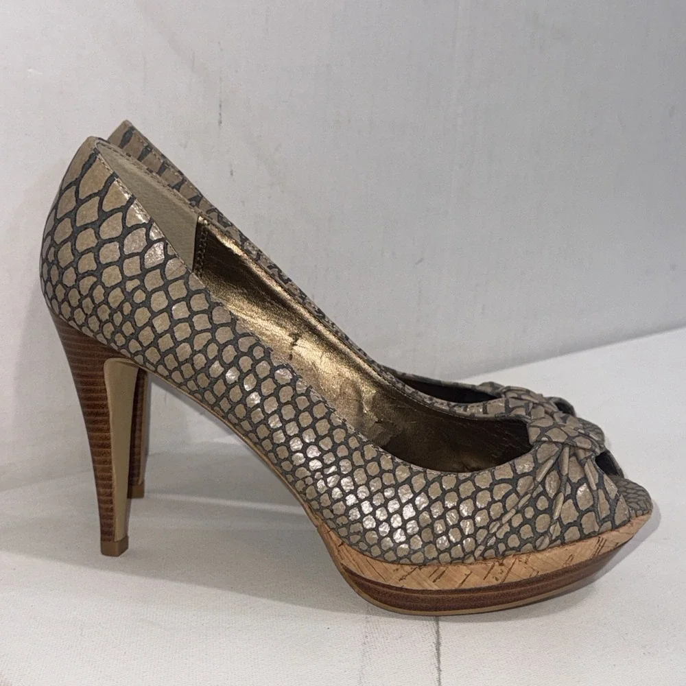 Moda Peep Toe Snakeskin Taupe Stiletto Bow Wedge Platform Pumps‎ Heels 8.5 M
